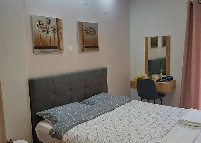 Daire Elena's Place, Free Parking!!! *